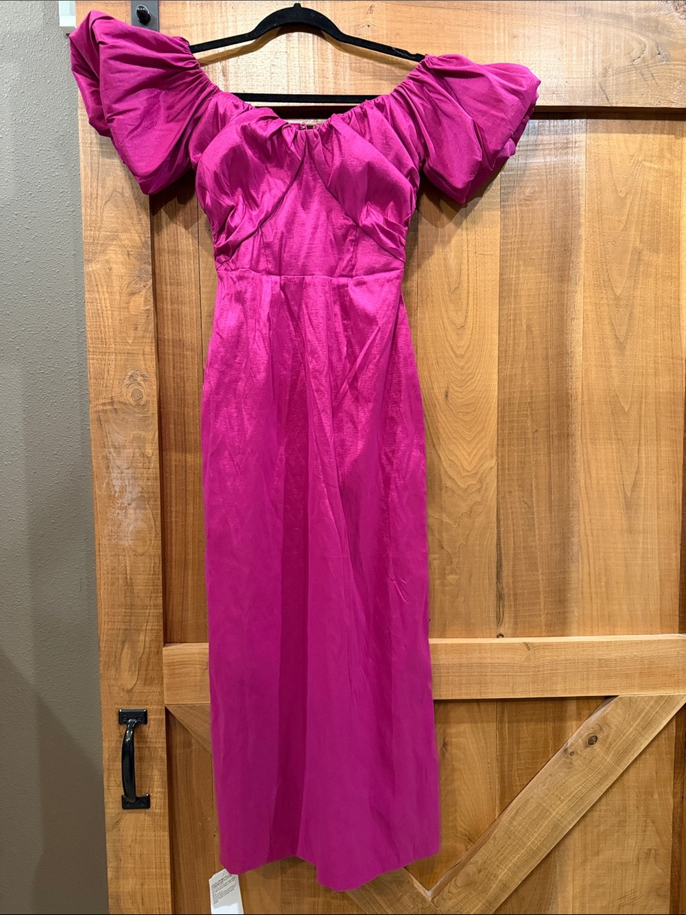 Abercrombie & Fitch Magenta Off-Shoulder Maxi Dress